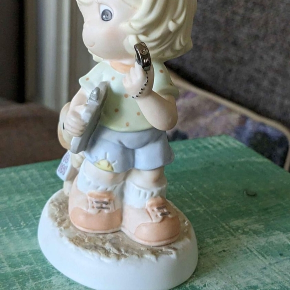 " Coach, You Are A Real Sport" Precious Moments Figurine. Excellent Condition. - Picture 4 of 8